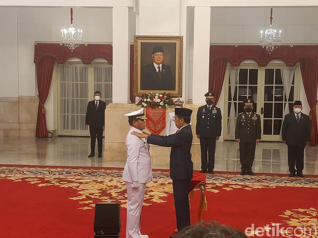 Jadi Penilaian Utama Jokowi, Ini Jejak Karir KSAL Baru Laksamana Muhammad Ali