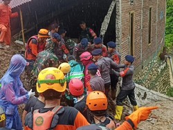 Update Korban Longsor Poros Maros-Bone: 1 Ditemukan Tewas-5 Masih Hilang