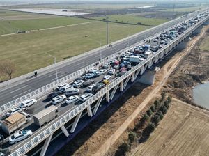 Kabut Misterius Picu Tabrakan Beruntun Ratusan Mobil di China