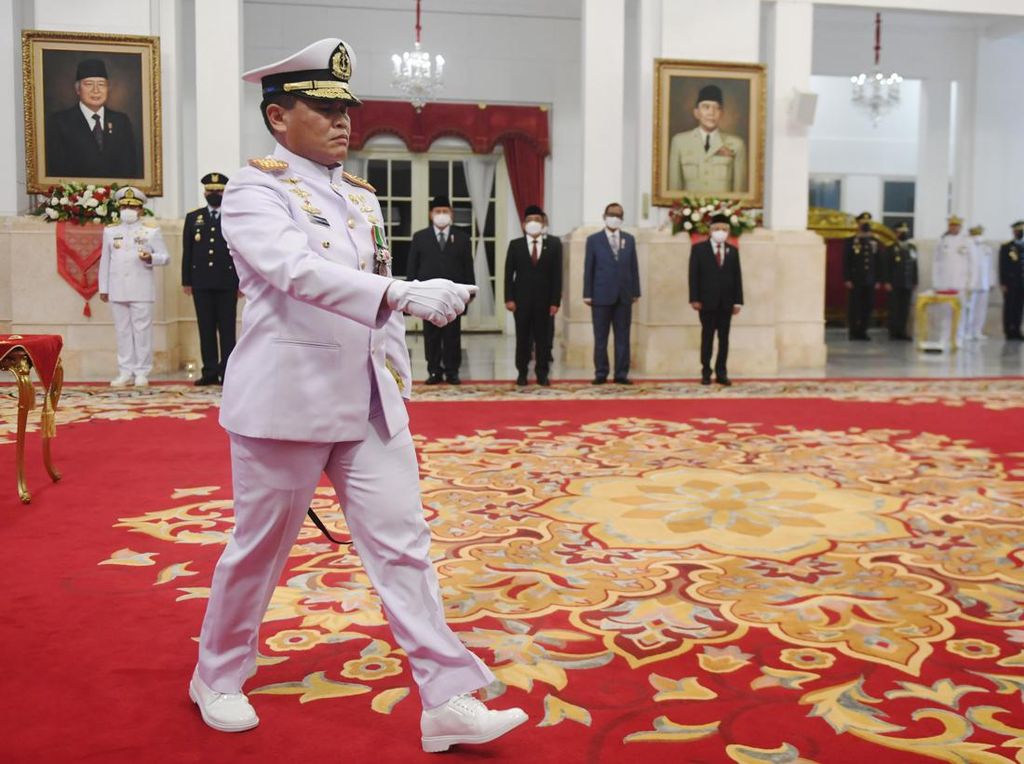 Kilas Balik Peralihan Tongkat Kepemimpinan Panglima TNI ke Yudo Margono