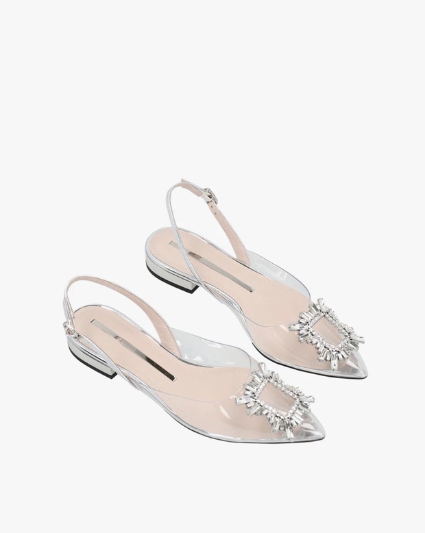 Sepatu / Foto: Zalora Hal yang harus kamu hindari saat hadir di acara pesta pernikahan