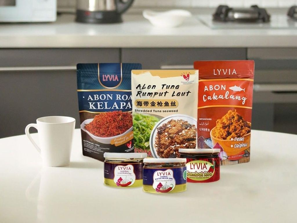 Lezatnya Abon Cakalang-Sambal Woku, Cocok Disantap dengan Nasi Hangat Lezatnya Abon Cakalang-Sambal Woku, Cocok Disantap dengan Nasi Hangat