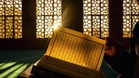 10 Dalil Tentang Lailatul Qadar, Dijelaskan dalam Al-Quran dan Hadits