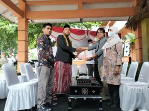 Anak Sulung TGB Zainul Majdi Daftar DPD: Warisan Perjuangan Keluarga