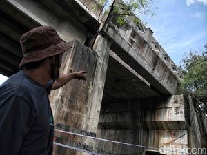 Bahaya! Pembatas Jembatan Marunda Geser dan Rawan Ambruk