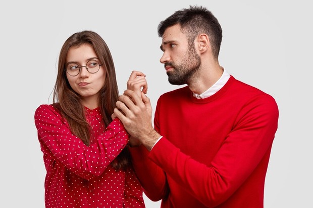 Drama yang dibuat-buat agar tidak membosankan selama pendekatan bisa berujung hubungan yang gagal.