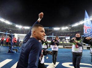 Respons Berkelas Mbappe Usai Diolok-olok dalam Selebrasi Argentina Respons Berkelas Mbappe Usai Diolok-olok dalam Selebrasi Argentina