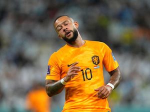 Memphis Depay Sudah Berseragam Atletico Madrid