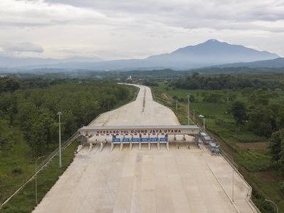 Potret Terkini Tol Cisumdawu Seksi 6 yang Dibuka Lebaran 2023