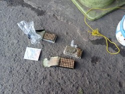 Polisi Amankan Wanita di Palembang yang Bawa 144 Peluru di Penanak Nasi