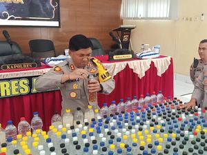 Polres Jembrana Musnahkan 639 Liter Arak-Tuak