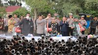 Polda Riau Musnahkan Puluhan Ribu Miras Ilegal dan Knalpot Brong