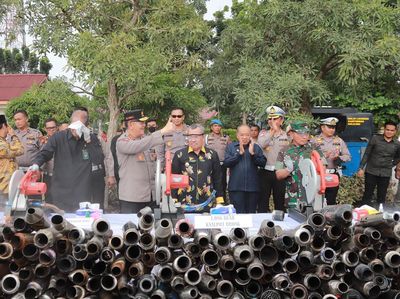 Polda Riau Musnahkan Puluhan Ribu Miras Ilegal dan Knalpot Brong