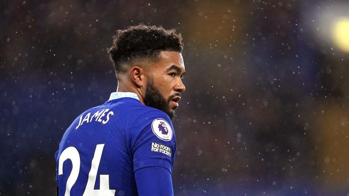 Chelseas Reece James looks on as it rains during the Premier League match at Stamford Bridge, London. Picture date: Tuesday December 27, 2022. (Photo by John Walton/PA Images via Getty Images)