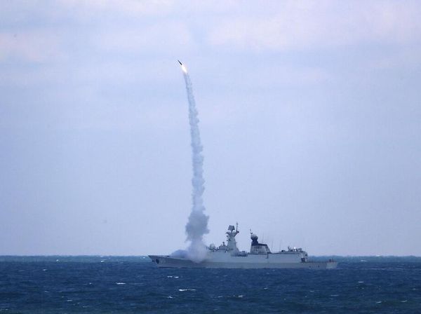 Rusia-China Latihan Perang di Tengah Ketegangan dengan Barat