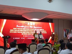 Tingkatkan Kualitas Pemilu, KPU Teken MoU dengan Forum Akademik