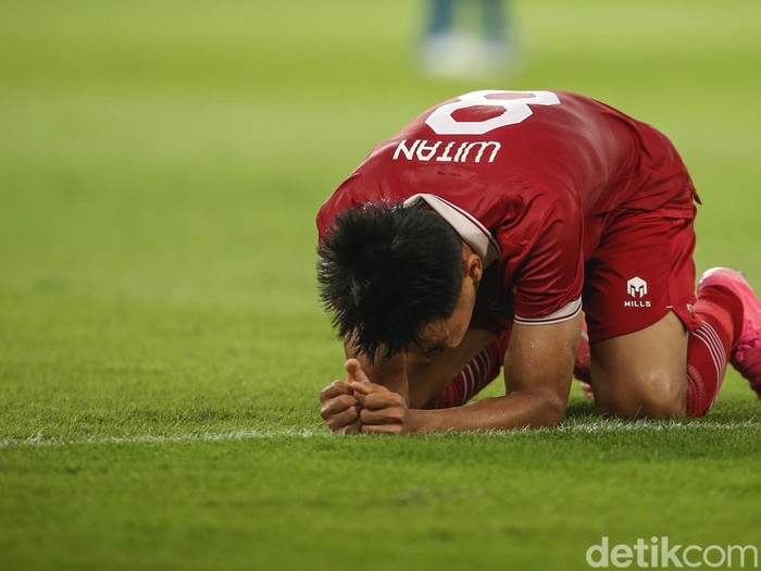 Witan Sulaeman gagal bikin gol ketika melawan Thailand di GBK, Kamis (29/12/2022), dalam laga Piala AFF 2022.