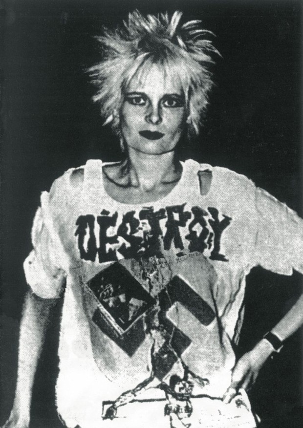 Foto: blog.viviennewestwood.com Vivienne Westwood dengan gaya punk rock nyentrik/