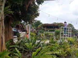Resto di Sentul Ini Hadirkan Suasana Hutan Bonus View Gunung Pancar