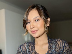 Indah Permatasari PP ke Nikahan Adik di Makassar Tanpa Arie Kriting dan Anak