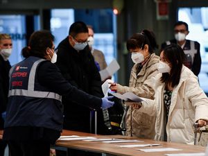 Turis China Diminta Tes Covid-19, Tuding sebagai Aturan Diskriminatif