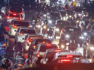 10 Ribu Kendaraan Masuk Kawasan Puncak Bogor Jelang Tahun Baru 2023 10 Ribu Kendaraan Masuk Kawasan Puncak Bogor Jelang Tahun Baru 2023