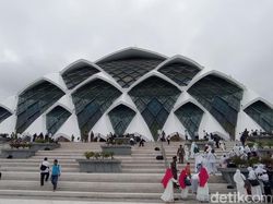 Berita Dan Informasi Sampah Masjid Al Jabbar Terkini Dan Terbaru Hari