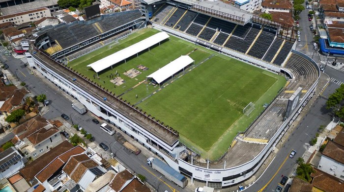Melihat Markas Santos yang Jadi Tempat Persemayaman Pele Legenda sepakbola Brasil, Pele meninggal dunia, JUmat (30/12/2022) dini hari. Rencananya mendiang Pele akan disemayamkan di markas klub Brasil, Santos.