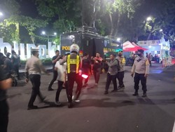 Razia di Surabaya Jelang Tahun Baru, Polisi Amankan Pria Bawa Narkoba
