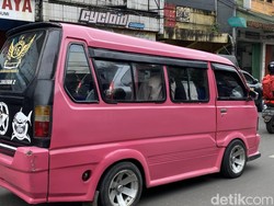 Curhat Sopir Angkot Sukabumi Jelang Malam Tahun Baru