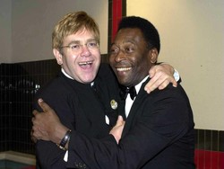 Pele dan Sobat-sobat Rock Stars: Mick Jagger hingga John Lennon