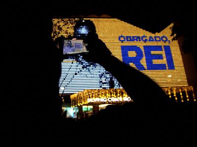 Pele Meninggal, Terima kasih, Raja Hiasi Sao Paulo