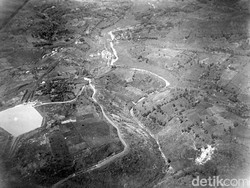 Amukan Cikapundung Lumpuhkan Bandung