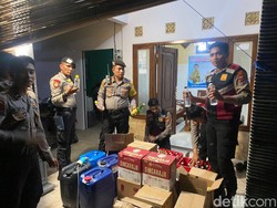 Razia Miras Probolinggo Jelang Tahun Baru, 226 Botol-4 Jeriken Arak Bali Disita