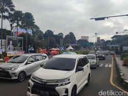 Sejumlah Titik di Puncak Bogor Macet, One Way Arah Jakarta Diterapkan