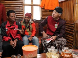 Ganjar Bantu Bedah Rumah Kader PDIP di Wonosobo Sebesar Rp 20 Juta