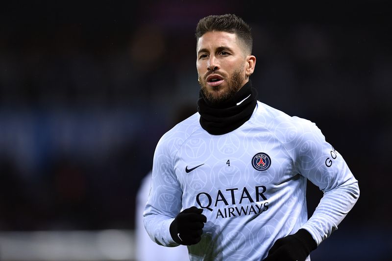 sergio ramos paris saint-germain liga prancis ligue 1 PARIS, FRANCE - DECEMBER 28: Sergio Ramos of Paris Saint-Germain warms up before the Ligue 1 match between Paris Saint-Germain and RC Strasbourg at Parc des Princes on December 28, 2022 in Paris, France. (Photo by Aurelien Meunier - PSG/PSG via Getty Images)