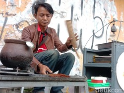 Cerita Widyanto Rawat Resep Sate Gecek Indramayu dari Leluhur