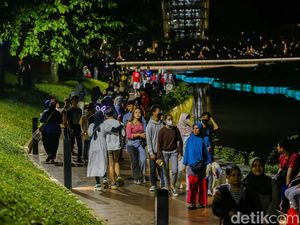 19 Ribu Lebih Pengunjung Padati TMII Jelang Pergantian Tahun