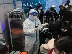 AS Siapkan Opsi Lacak COVID-19 dengan Uji Air Limbah Pesawat