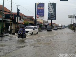 Sempat Terlanda Banjir, Jalur Pantura Batang-Pemalang Kembali Normal