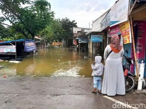 8 Kampung di Blega Bangkalan Terendam Banjir Jelang Pergantian Tahun 8 Kampung di Blega Bangkalan Terendam Banjir Jelang Pergantian Tahun