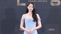 8 Gaya Artis Korea di MBC Drama Awards 2022, Yoona Pakai Gaun Rp 147 Juta