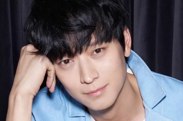 Kang Dong Won / Foto : soompi.com