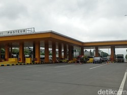 6 Ribu Kendaraan Masuk Bandung, Arus Lalin di Tol Pasteur Lancar