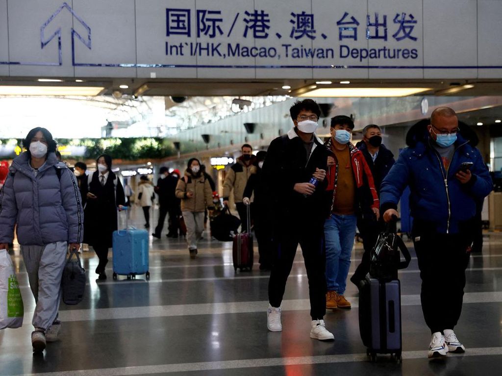 Masih Diamuk Corona, Jumlah Perjalanan Domestik di China Meningkat Drastis