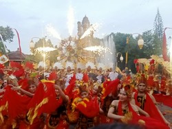 500 Penari Meriahkan Melepas Matahari 2022 di Catur Muka Denpasar