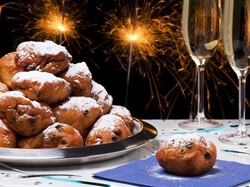 Selain Pesta BBQ, Ini 5 Tradisi Makan Saat Tahun Baru di Negara Lain