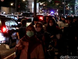 Alun-alun Bandung Ditutup di Malam Pergantian Tahun Alun-alun Bandung Ditutup di Malam Pergantian Tahun
