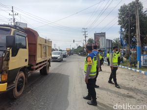Arus Lalin Nataru di Jalinsum Asahan Ramai Lancar, Dilintasi 25 Mobil Per Menit Arus Lalin Nataru di Jalinsum Asahan Ramai Lancar, Dilintasi 25 Mobil Per Menit